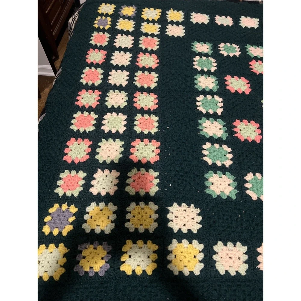 VTG Granny Square Afghan Throw 67 X 48 Green Roseanne Granny Cottage Core